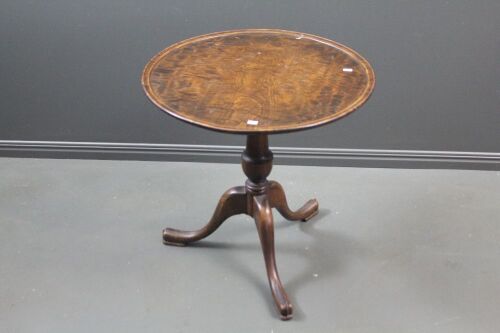 Georgian Walnut Tilt Top Wine Table on Carved Tripod Feet