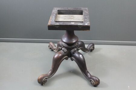 Early Victorian Carved Mahogany Table Base with 4 Legs and Central Pedestal