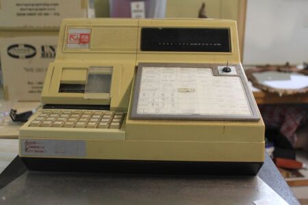 Vintage Kingtron Electronic Cash Register
