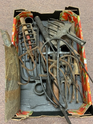 Asstd Lot of Vintage Fork, Spade and Raking Heads