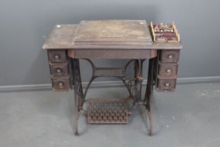 Antique Singer Sewing Machine with Cast iron Treadle