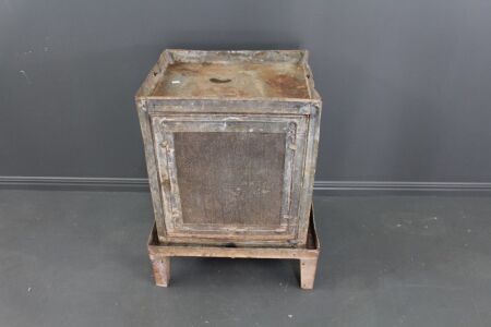 Antique Galvanised Meat Safe on Stand