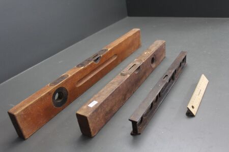 2 x Timber + 1 x Cast Iron Antique Levels