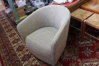 Italian Arflex Swivel Tub Chair - 3