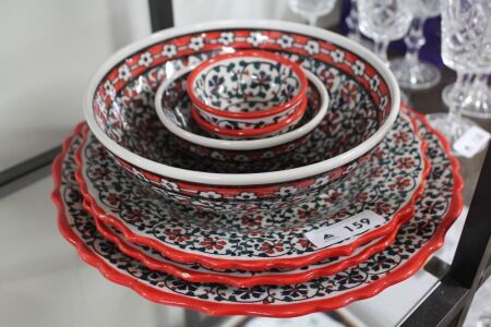 7 x Pieces Hand Decorated Turkish Pottery - Red/White/Green