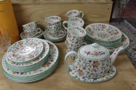 Minton Green Haddon Hall Dinner/Tea Service - App. 40 Pieces