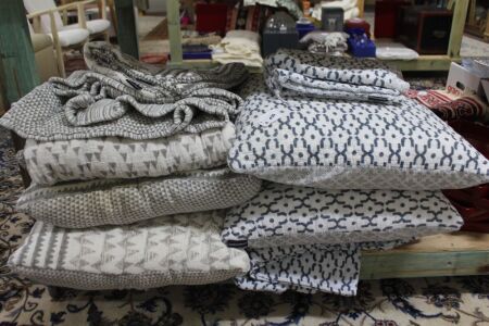 Large Qty of Stoneleigh and Roberson Peaks Bed Linen and Cushions