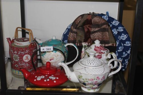 Asstd Lot of 5 x Tea Pots + 5 x Tea Cosies