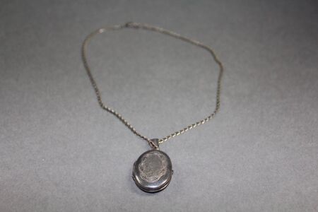 Vintage Sterling Silver Locket and Chain - App. 12g