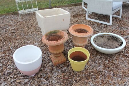 Asstd Lot of Garden Urns and Pots - 6 in Total