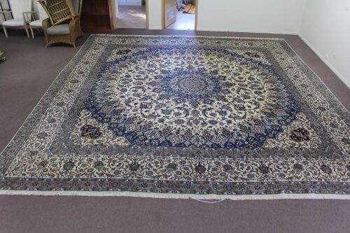 X-Large Very Finely Hand Knotted & Naturally Dyed Turkish Wool Rug in Blue, Cream and Burgundy Oriental Palace Design