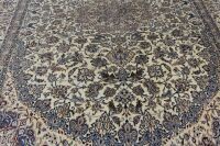 Large Finely Hand Knotted & Naturally Dyed Turkish Wool Rug in Blue and Cream Bird and Floral Design - 3