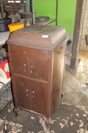 Antique Luxophone Gramaphone in Timber Case Made in Sydney