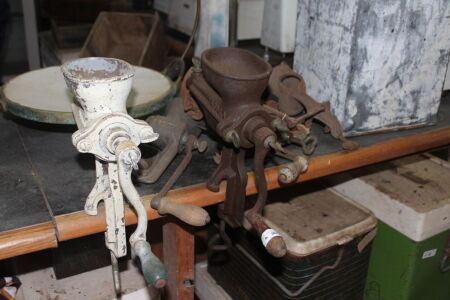 2 Bench Mounted Fowlers Vaccola Juicers + 5 Vintage Mincers - Some As Is