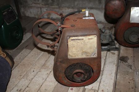 Red Villers Stationary Engine - No Tank