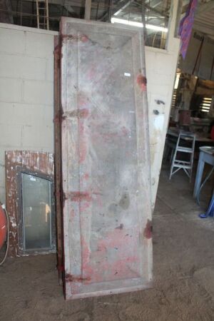 Vintage WW2 Galvanised Coffin (with Resident)