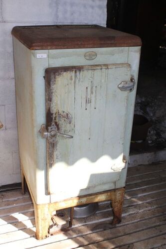 Vintage OK Silent Night Kero Fridge for Restoration