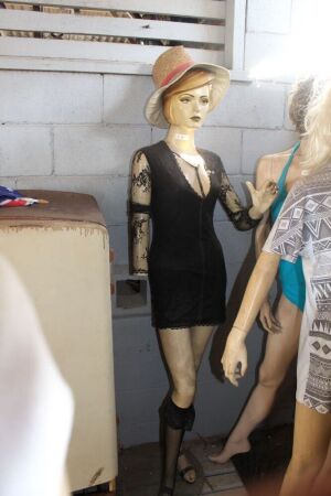 Vintage Painted Female Mannequin - 1 Hand Missing