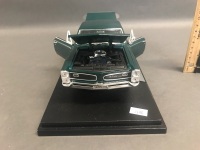 Welly Die Cast Model 1966 Pontiac GTO - 3