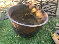 XL Cast Iron Rendering Pot with Stand