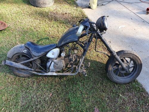 Chinese 5 Speed Chopper Mini Bike - Runs - Needs Servicing