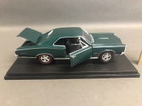 Welly Die Cast Model 1966 Pontiac GTO - 5