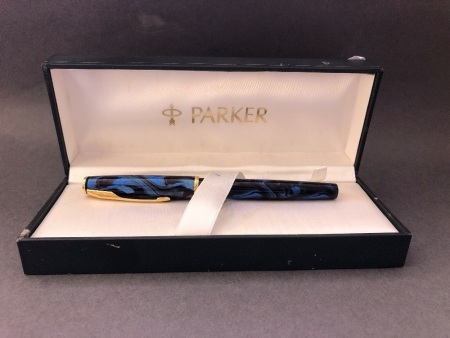 Boxed Parker Insignia Fountain Pen