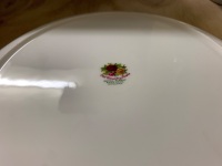 4 Royal Albert Old Country Roses Dinner Plates + Sandwich Plate - 2