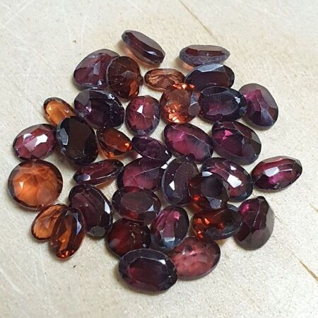 21 Carats of Garnet Gemstones