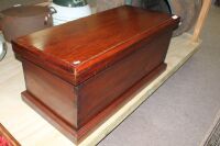 Red Cedar Blanket Box with Hinged Lid - 2