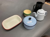 Asstd Lot of Kitchen Enamel - 3