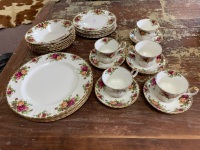 Part Royal Albert Old Country Roses Dinner Set inc. 6 Each Dinner and Tea Plates & Bowls + 5 Cups & Saucers - 2