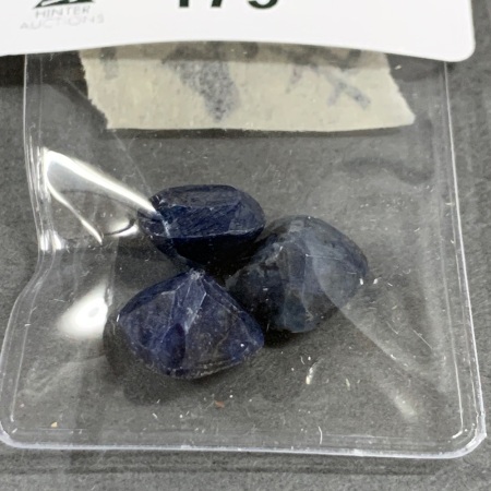 22 Carats of Sapphire Gemstones