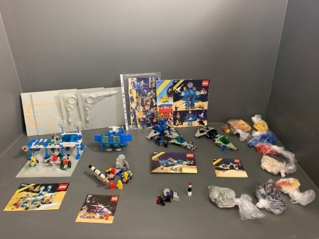 Large Lot of Vintage Space Lego with Instructions and Spare Pieces