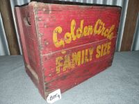 GOLDEN CIRCLE WOODEN CRATE - FAMILY SIZE - CONDITION GOOD - 2