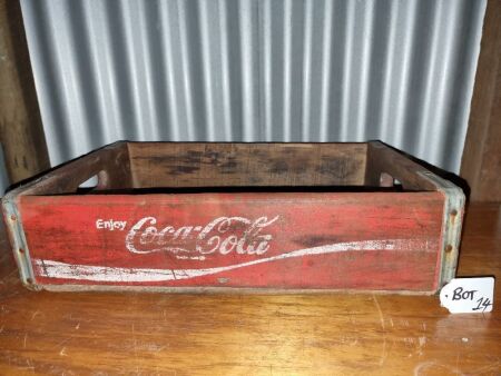 TIMBER COCA COLA CRATE - VINTAGE - 460 X 305 X 125H - CONDITION FAIR