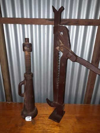 5 TON SCREW STAND, TREWHELLA BROS AUSTRALIA & WALLABY' JACK 880MM LONG - CONDITION FAIR