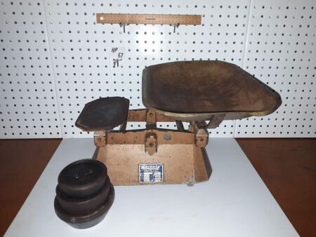 VINTAGE MERCURY SOUTH AUSTRALIA 20lb SCALES AND WEIGHTS - CONDITION GOOD