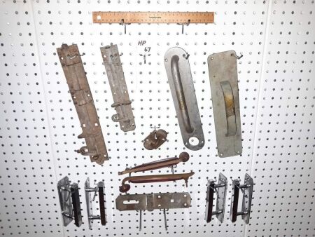 VINTAGE DOOR/GATE HARDWARE + 4 X ART DECO CHROME DOOR HANDLES. - CONDITION GOOD