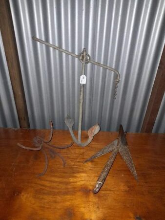 3 X VINTAGE ANCHORS - 1 X ADMIRALITY PICK ANCHOR WITH PENDANT, 2 X REEF PICKS - CONDITION FAIR