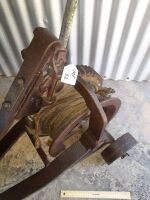 ANTIQUE MONKEY WINCH BIRMINGHAM ENGLAND - CONDITION GOOD - 2