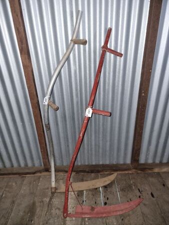 VINTAGE STEELSCYTHE - VINTAGE ALUMINIUMSCYTHE (2 ITEMS) - CONDITION GOOD