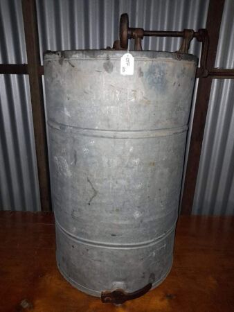 VINTAGE 44 GALLON / 4 FRAME MANUAL HONEY EXTRACTOR - PENDER BROS. LTD - MAITLAND NSW - CONDITION FAIR