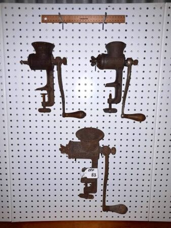 3 X VINTAGE UNIVERSAL MEAT MINCERS - 1, 2 and 3 SIZES - CONDITION FAIR