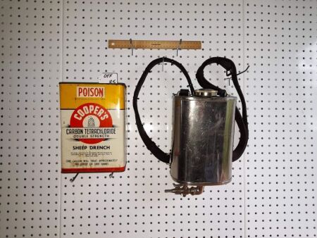 VINTAGE 1 GALLON COOPERS SHEEP DRENCH TIN and STAINLESS + STEEL 1 GALLON DRENCHING BACKPACK. RARE. - CONDITION GOOD