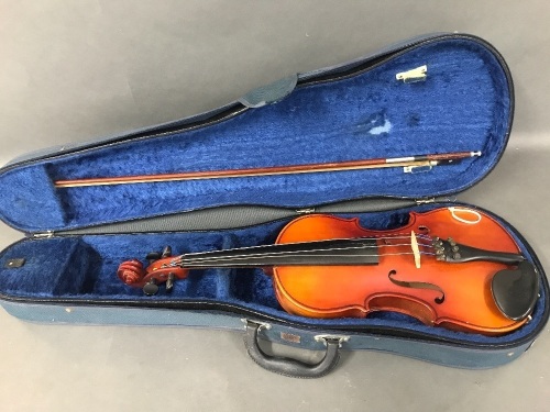 Emperador Violin & Bow in Blue Case