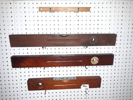 SELECTION OF VINTAGE AUSTRALIAN MADE SPIRIT LEVELS - WILLIAM HUNT SYDNEY, B.H.F PTY LTD SYDNEY, VARINO AUSTRALIA - CONDITION GOOD