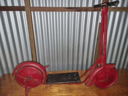 VINTAGE SCOOTER - RARE - CONDITION GOOD