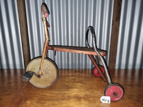 RAYLEIGH ENGLAND DINKY, SISSY BAR - VERY RARE - CONDITION FAIR