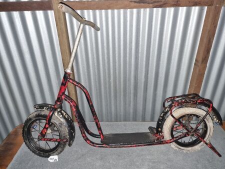 VINTAGE SCOOTER - CONDITION FAIR